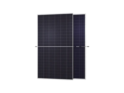 700 W Bifacial TOPCon aurinkopaneeli